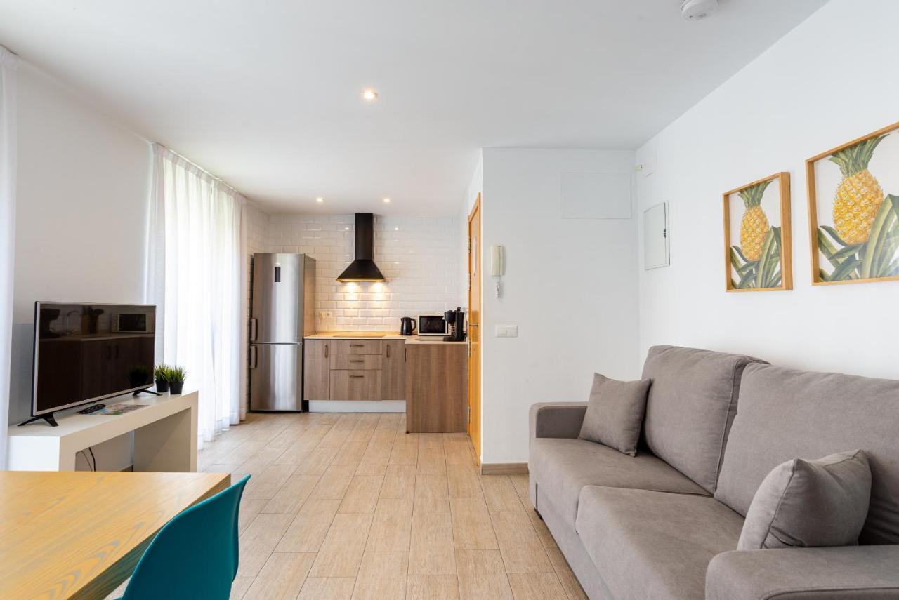 Апартаменты Dobo Malaga Soho Экстерьер фото