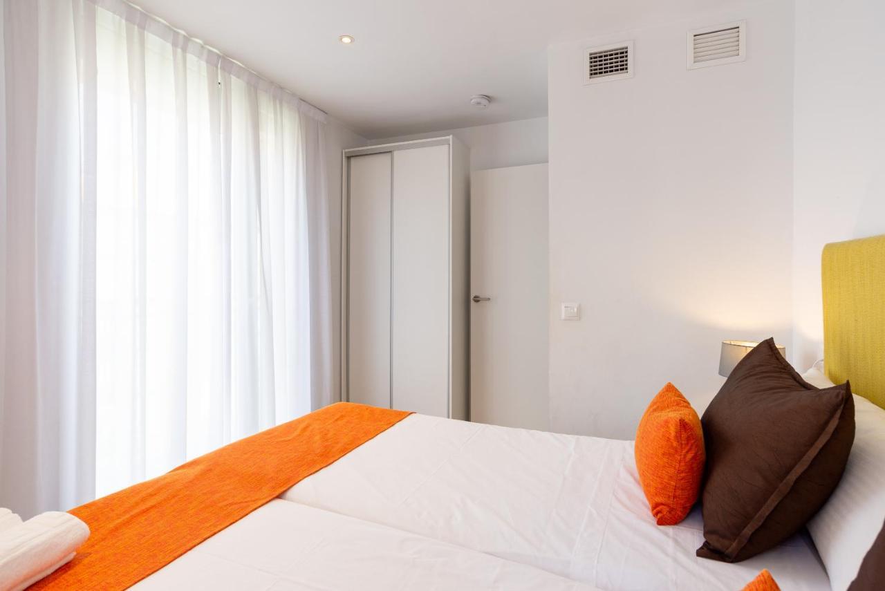 Апартаменты Dobo Malaga Soho Экстерьер фото