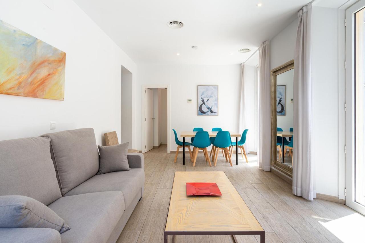 Апартаменты Dobo Malaga Soho Экстерьер фото