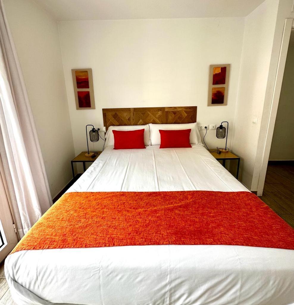 Апартаменты Dobo Malaga Soho Экстерьер фото
