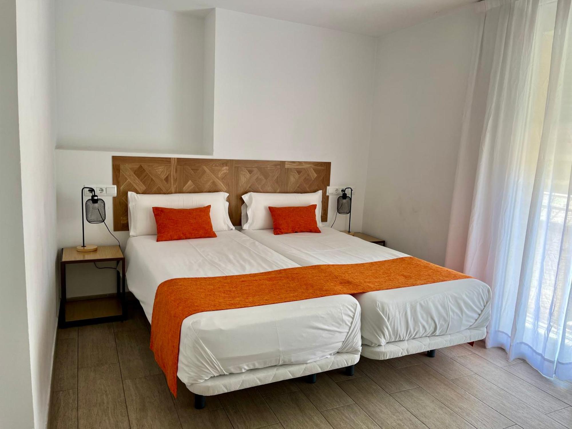 Апартаменты Dobo Malaga Soho Экстерьер фото