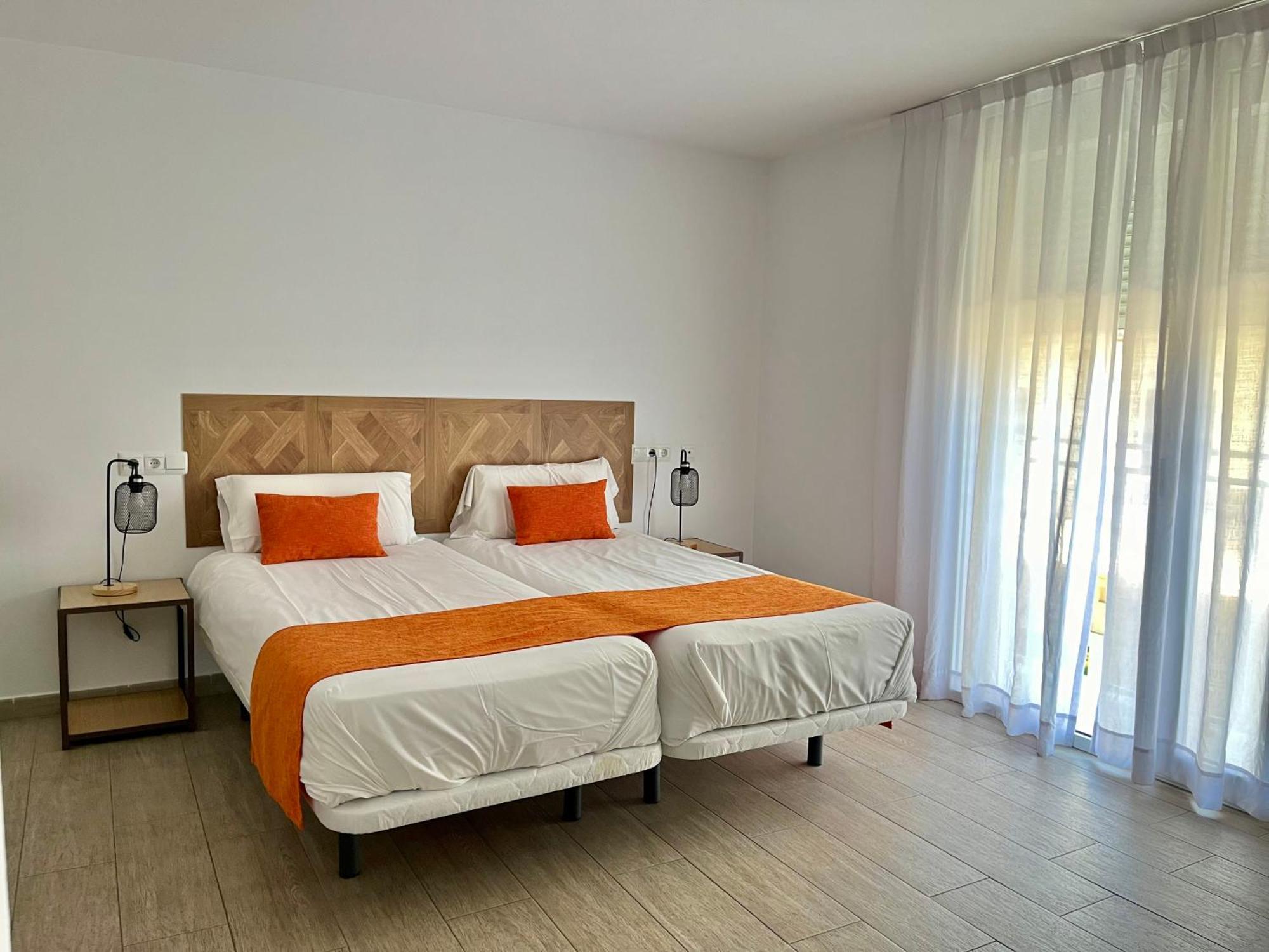 Апартаменты Dobo Malaga Soho Экстерьер фото